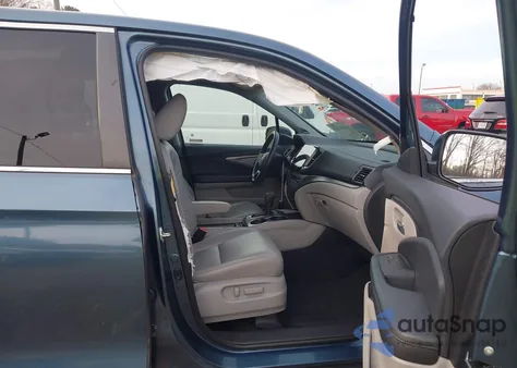 2019 Honda Pilot Ex-L z USA, uszkodzony, nr VIN 5FNYF5H59KB015499